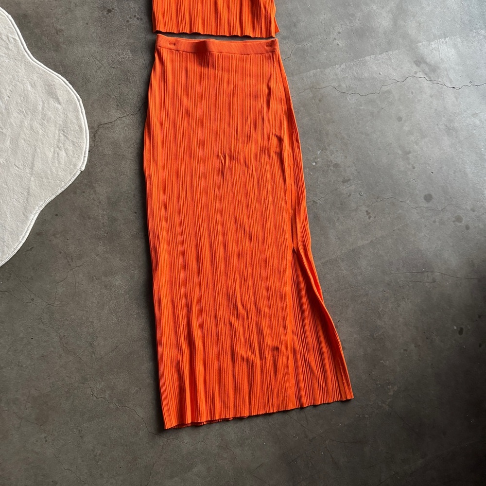 Frame Rib Skirt Set - Picture 3 of 5